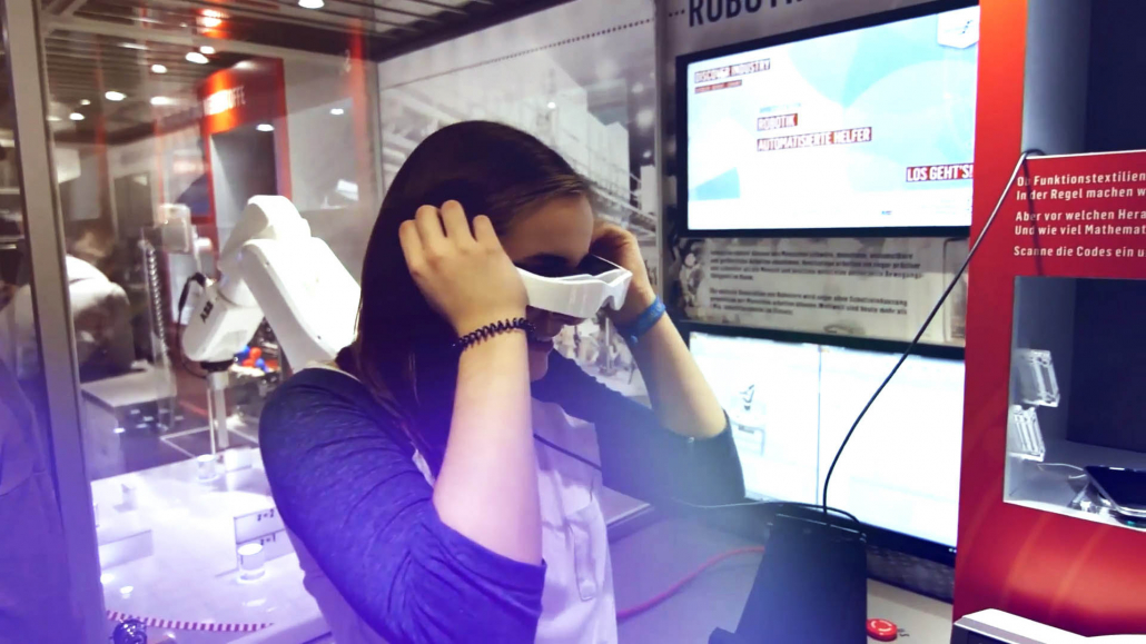 Virtual Reality im Roadshow Truck DISCOVER INDUSTRY